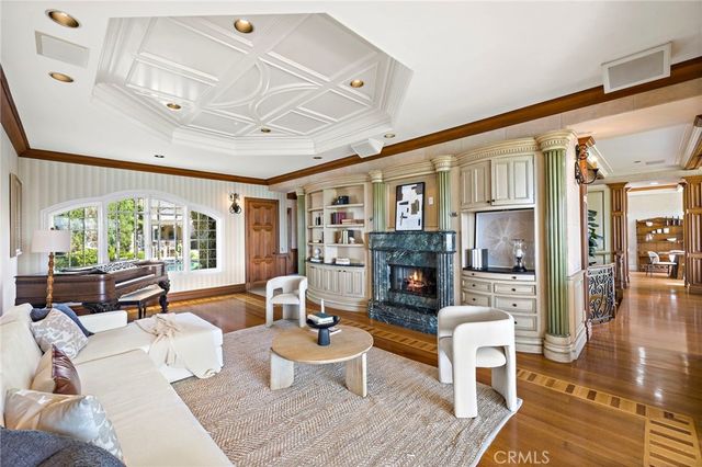 108 Kings Place, Newport Beach, CA 92663