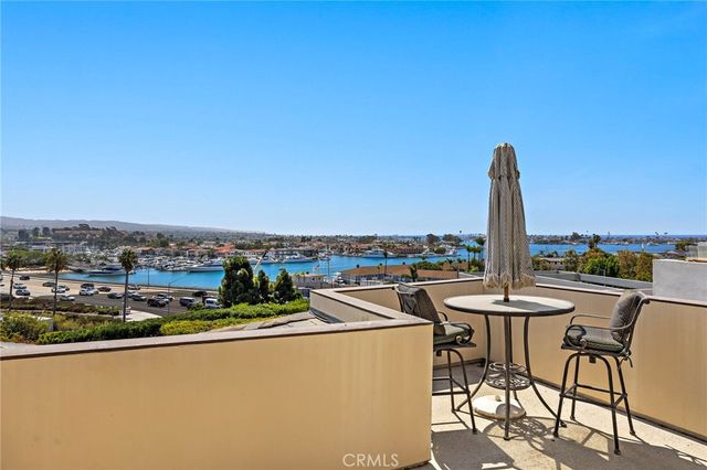 108 Kings Place, Newport Beach, CA 92663
