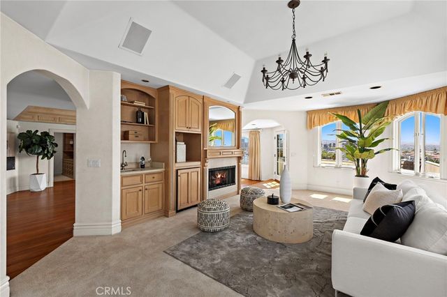 108 Kings Place, Newport Beach, CA 92663