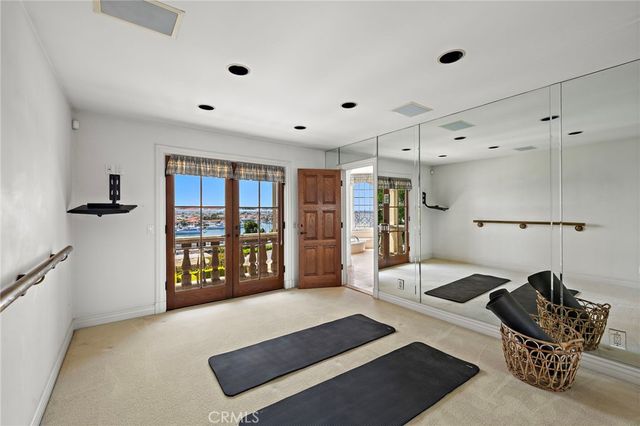 108 Kings Place, Newport Beach, CA 92663