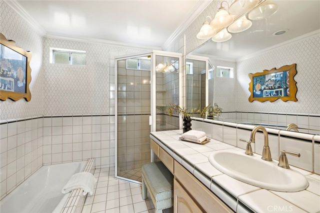 108 Kings Place, Newport Beach, CA 92663