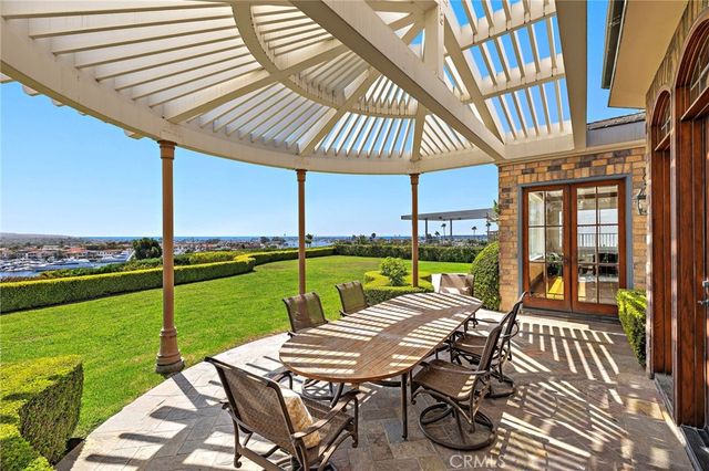 108 Kings Place, Newport Beach, CA 92663