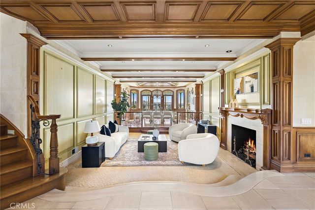 108 Kings Place, Newport Beach, CA 92663