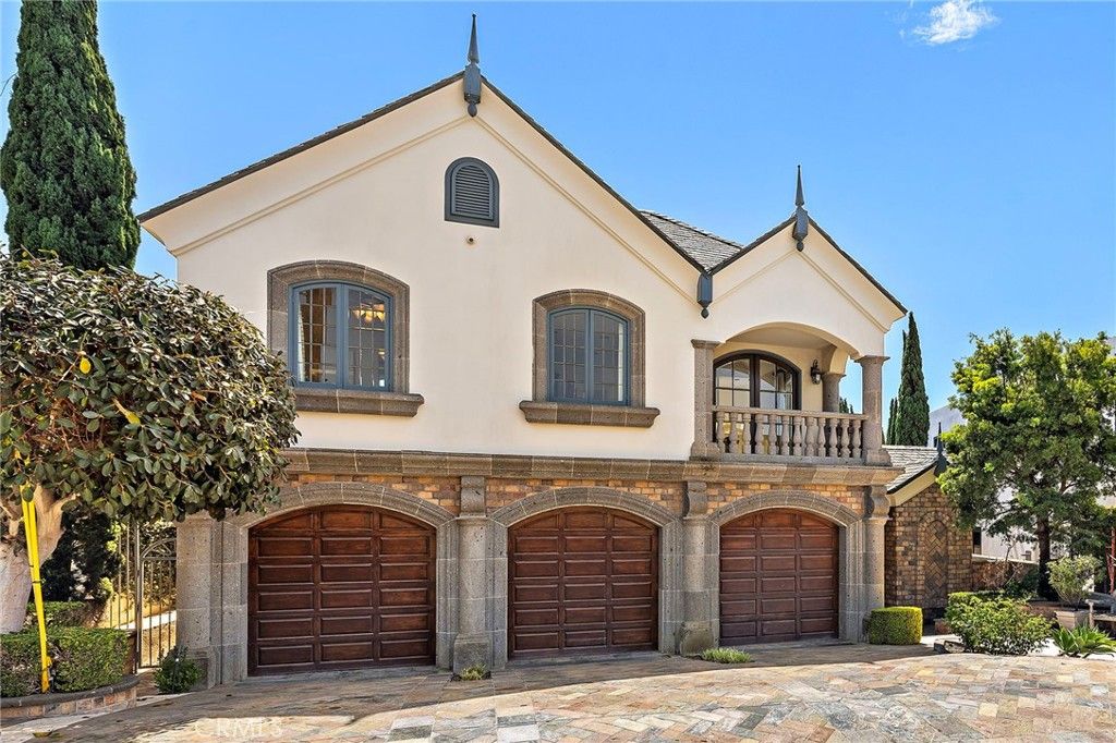 108 Kings Place, Newport Beach, CA 92663