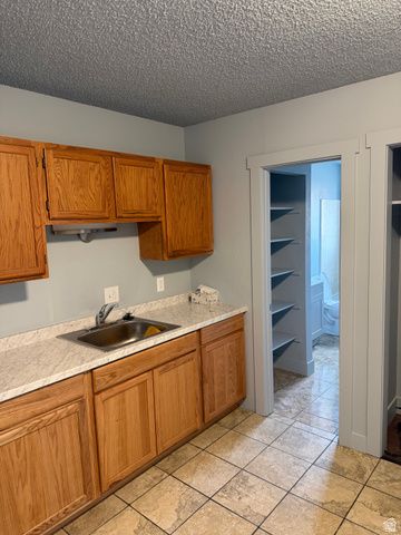 1810 S 800 E, Salt Lake City, UT 84105