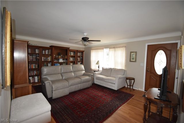 888 Edenridge Drive, Boardman, OH 44512