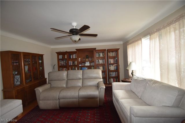 888 Edenridge Drive, Boardman, OH 44512