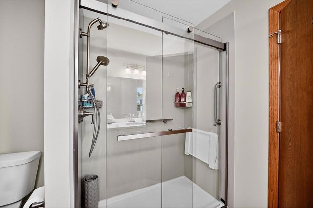 5124 MERWOOD Lane, Madison, WI 53718