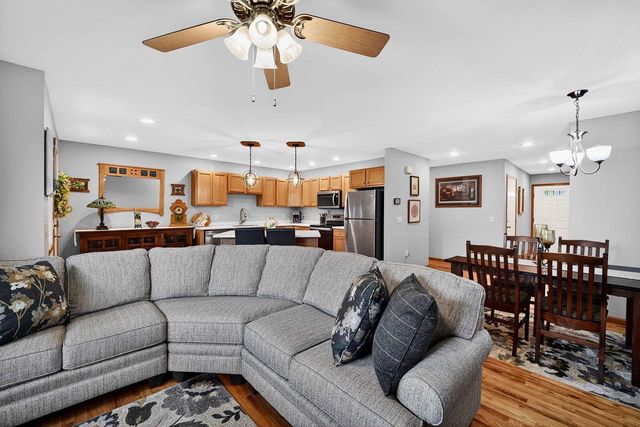 5124 MERWOOD Lane, Madison, WI 53718