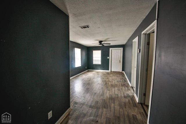 823 Burke Ave, Jonesboro, AR 72401