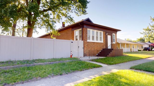 6832 Waveland Avenue, Hammond, IN 46323