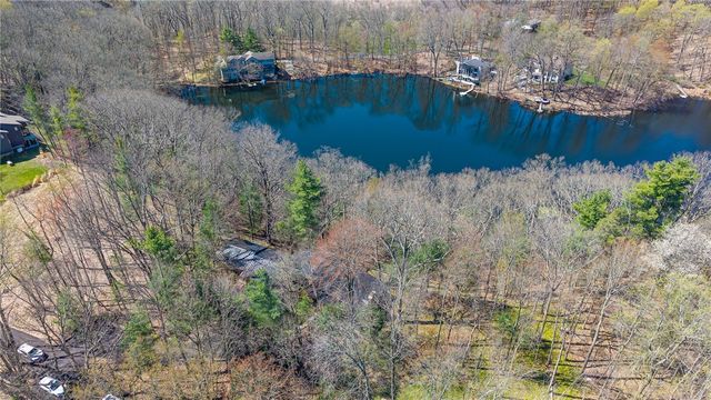 1 Lacoma Lane, Perinton, NY 14534