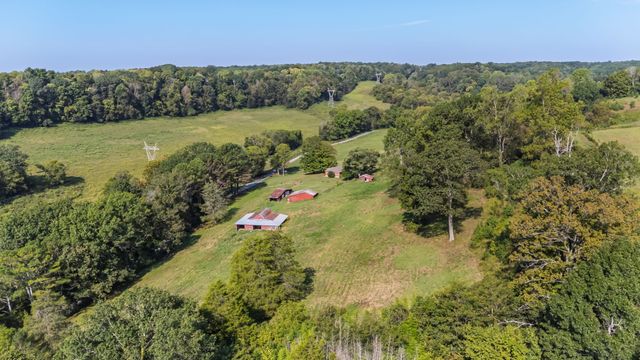 5170 Steam Mill Hollow Road, Williamsport, TN 38487