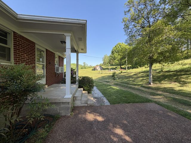 5170 Steam Mill Hollow Road, Williamsport, TN 38487