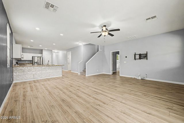 2318 W ALICIA Drive, Phoenix, AZ 85041