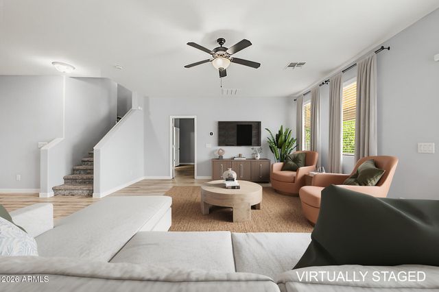 2318 W ALICIA Drive, Phoenix, AZ 85041