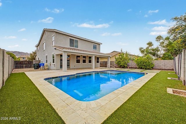2318 W ALICIA Drive, Phoenix, AZ 85041