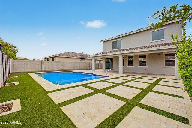 2318 W ALICIA Drive, Phoenix, AZ 85041