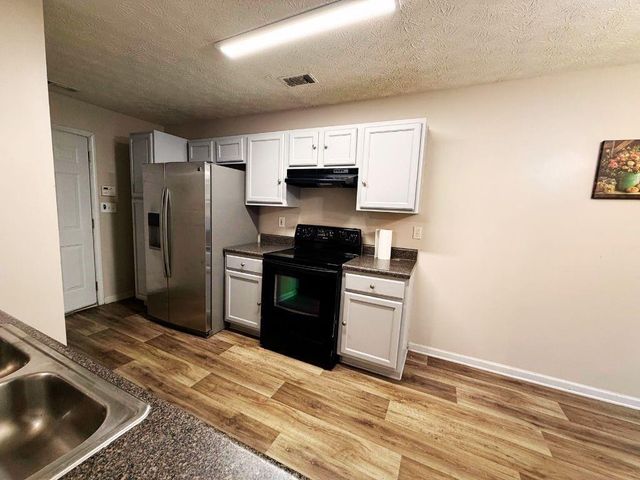 5410 Twin Lakes Drive, Atlanta, GA 30349