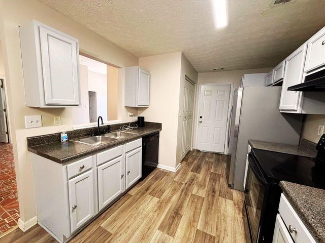 5410 Twin Lakes Drive, Atlanta, GA 30349