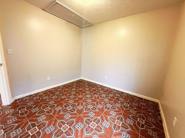 5410 Twin Lakes Drive, Atlanta, GA 30349