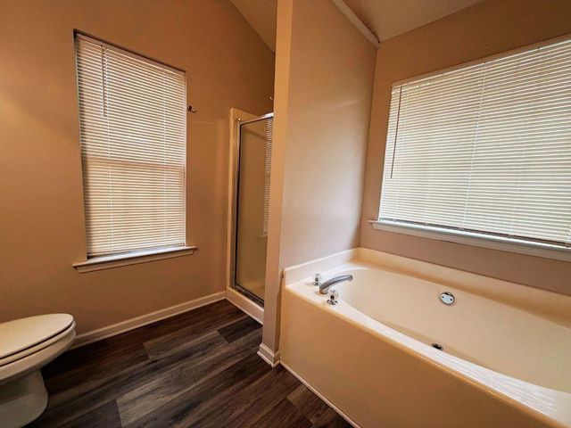 5410 Twin Lakes Drive, Atlanta, GA 30349