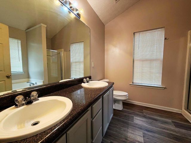 5410 Twin Lakes Drive, Atlanta, GA 30349