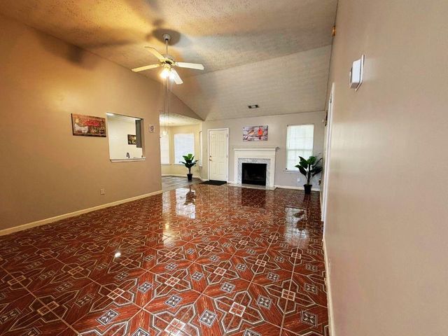 5410 Twin Lakes Drive, Atlanta, GA 30349