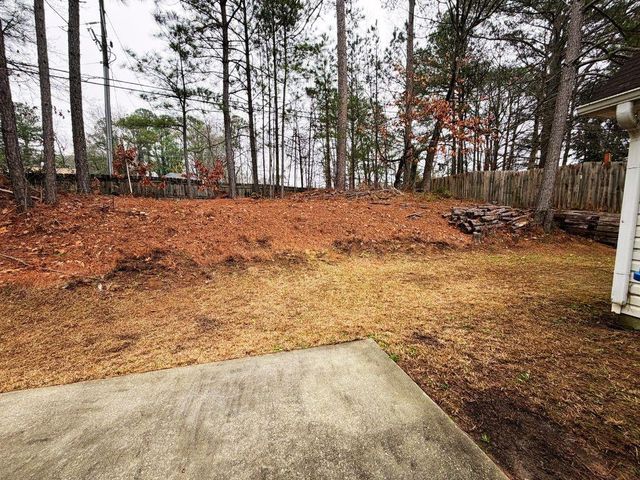 5410 Twin Lakes Drive, Atlanta, GA 30349