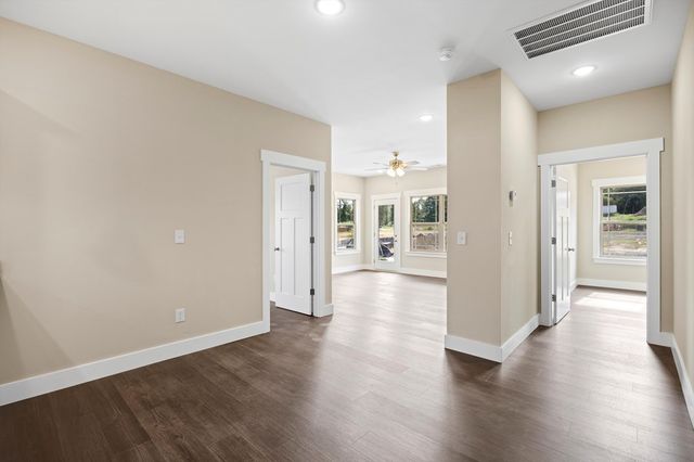 90 Maddox Lane, Chatsworth, GA 30705