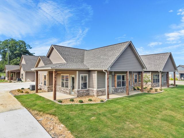 90 Maddox Lane, Chatsworth, GA 30705