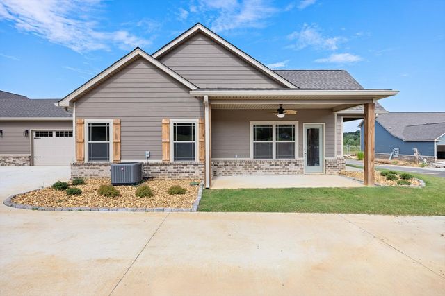 90 Maddox Lane, Chatsworth, GA 30705