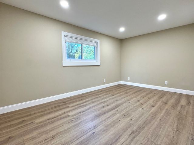 240 WATERFORD Street, Edinboro, PA 16412