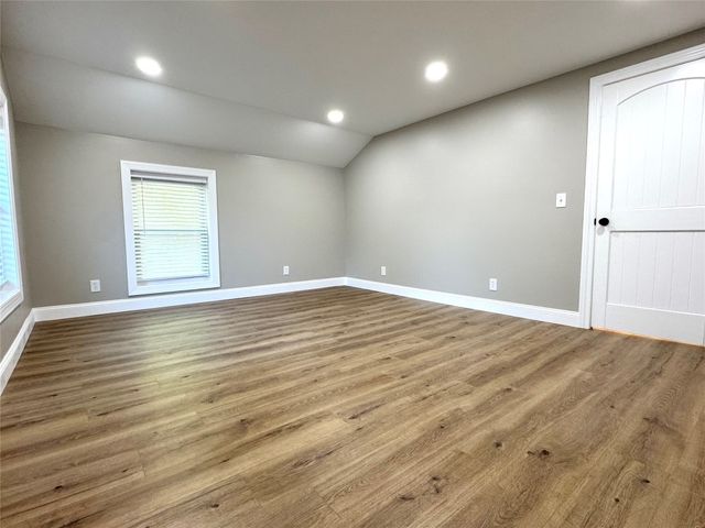 240 WATERFORD Street, Edinboro, PA 16412