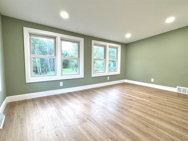 240 WATERFORD Street, Edinboro, PA 16412