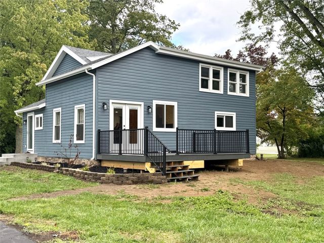 240 WATERFORD Street, Edinboro, PA 16412