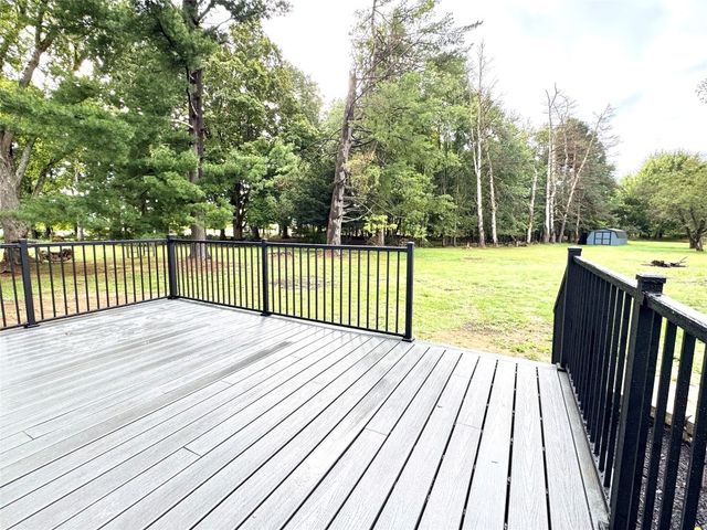 240 WATERFORD Street, Edinboro, PA 16412