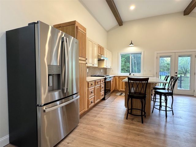 240 WATERFORD Street, Edinboro, PA 16412