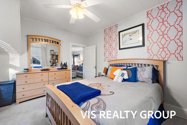 508 Monroe Avenue, Grand Haven, MI 49417