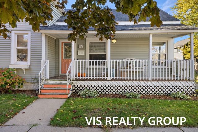 508 Monroe Avenue, Grand Haven, MI 49417