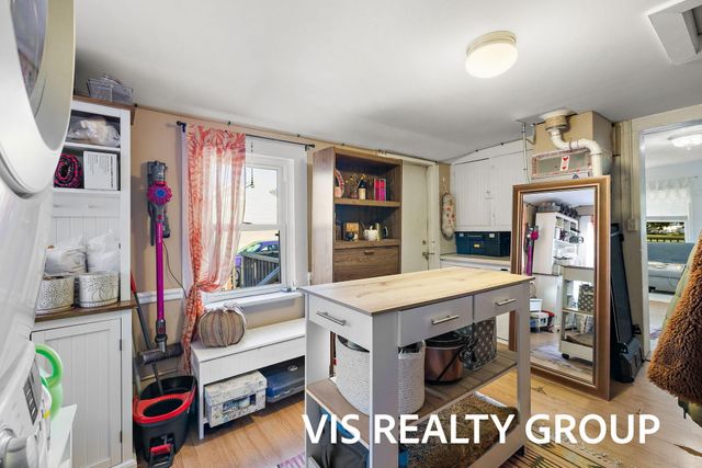 508 Monroe Avenue, Grand Haven, MI 49417