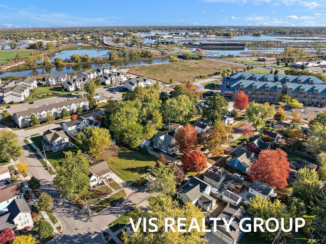 508 Monroe Avenue, Grand Haven, MI 49417