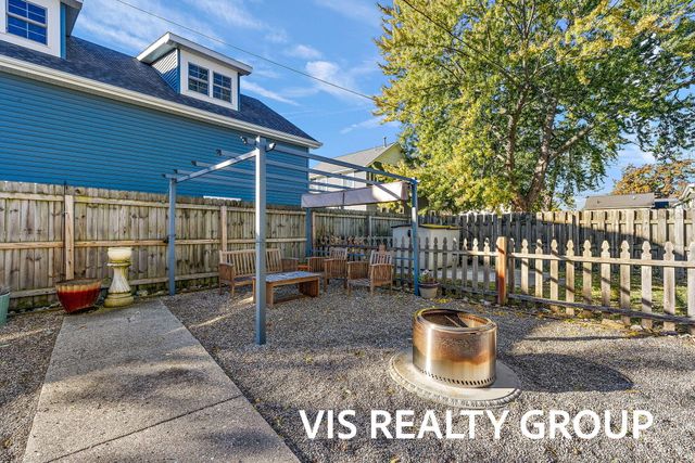 508 Monroe Avenue, Grand Haven, MI 49417