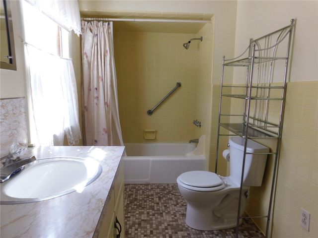 960 MAIN Street, Hopkinton, RI 02832