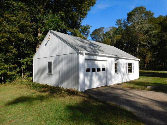 960 MAIN Street, Hopkinton, RI 02832