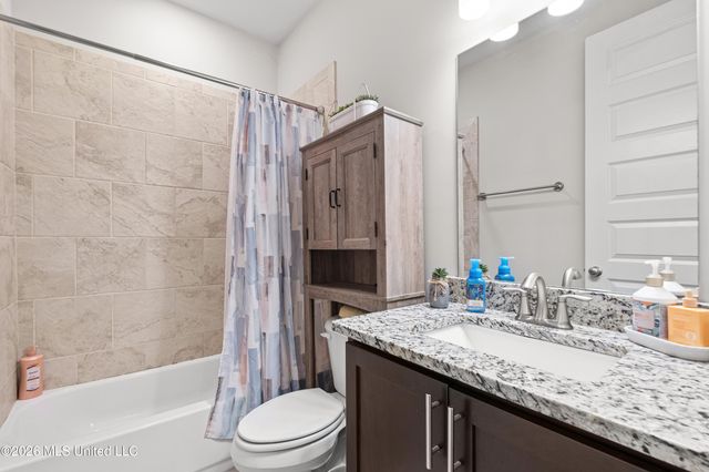 7296 Fulton Square Drive, Olive Branch, MS 38654