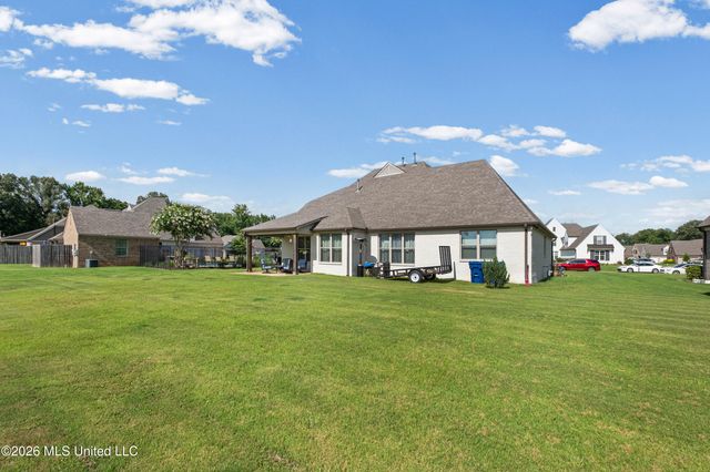 7296 Fulton Square Drive, Olive Branch, MS 38654