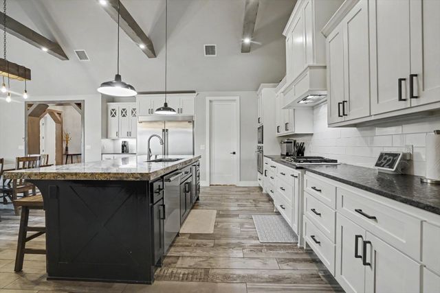 9388 S 279th East Avenue, Broken Arrow, OK 74014