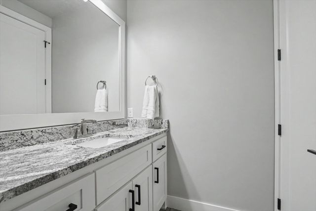 9388 S 279th East Avenue, Broken Arrow, OK 74014