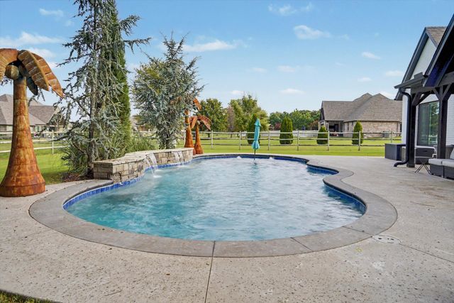 9388 S 279th East Avenue, Broken Arrow, OK 74014